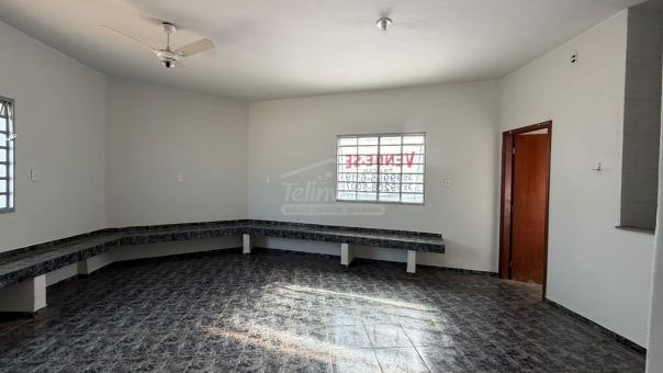 EXCELENTE CASA A VENDA - JARDIM PLANALTO