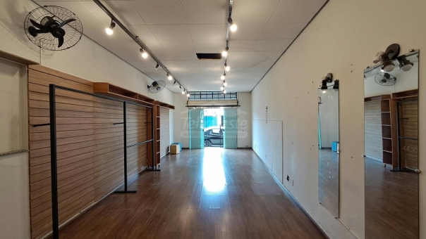 Comodo comercial - Penha 