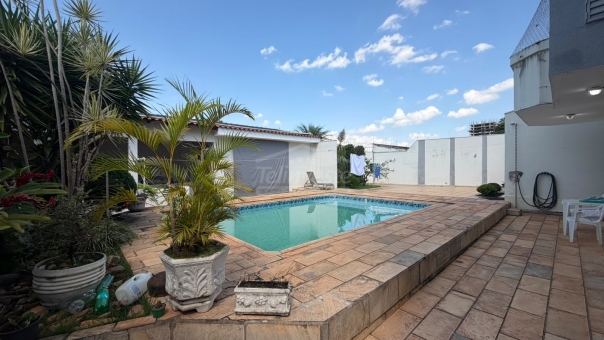 EXCELENTE CASA A VENDA - BAIRRO PENHA