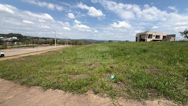 OPORTUNIDADE DE LOTE -CONDOMINIO VALE VERDE 2