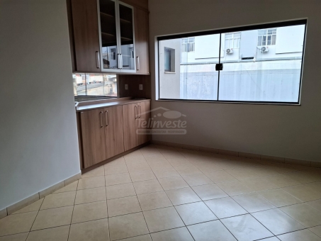 APARTAMENTO CENTRAL A VENDA