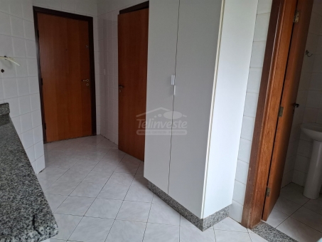 APARTAMENTO CENTRAL A VENDA