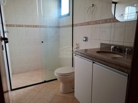 APARTAMENTO CENTRAL A VENDA