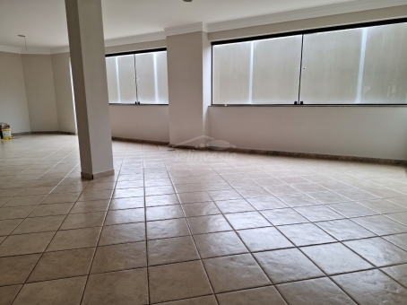APARTAMENTO CENTRAL A VENDA