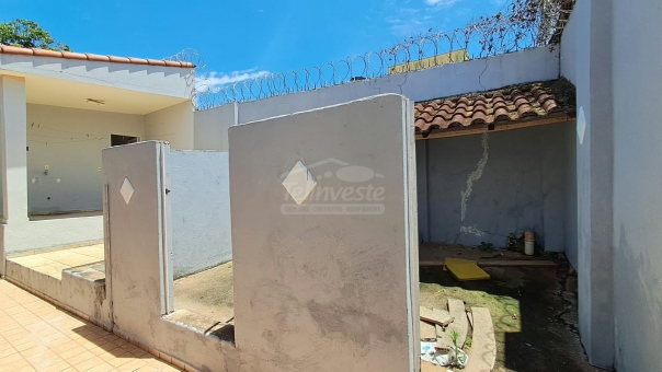 CASA - JARDIM ELDORADO