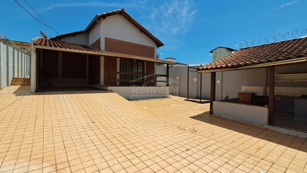 CASA - JARDIM ELDORADO