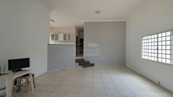 CASA - JARDIM ELDORADO