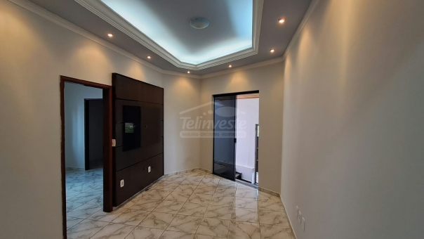 CASA RESIDENCIAL - JARDIM IT&Aacute;LIA 
