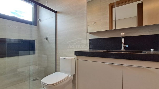 EXCELENTE APARTAMENTO CENTRAL - 3 SU&Iacute;TES E PR&Eacute;DIO COM ELEVADOR