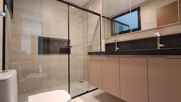 EXCELENTE APARTAMENTO CENTRAL - COM 3 SU&Iacute;TES E PREDIO COM ELEVADOR
