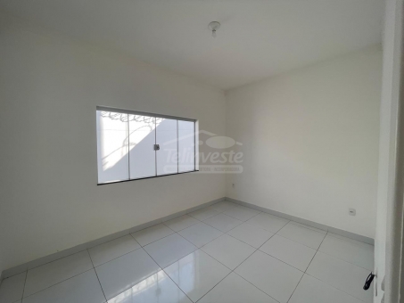 Casa no Parque das Aroeiras 