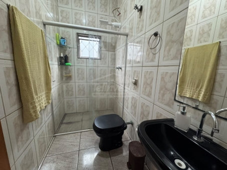 EXCELENTE CASA A VENDA