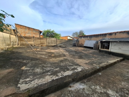 CASA NO SANTA LUZIA
