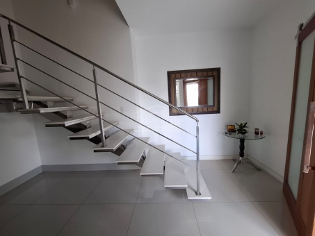 CASA E COMODO COMERCIAL NO BAIRRO BELO HORIZONTE