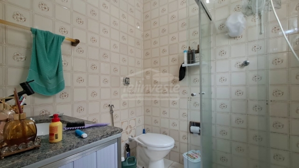CASA - PROXIMO AO CENTRO