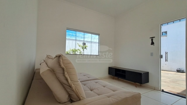 CASA COM MOBILIA - NOVA PASSOS