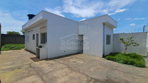 CASA COM MOBILIA - NOVA PASSOS