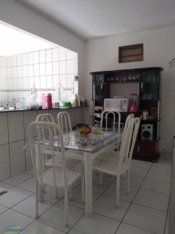 CASA NO BAIRRO COHAB IV 