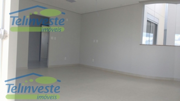 APARTAMENTO NA RUA LAVRAS