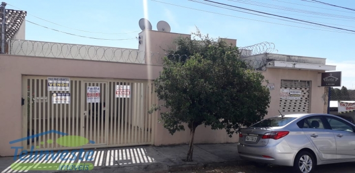 CASA NO BAIRRO SANTA CASA